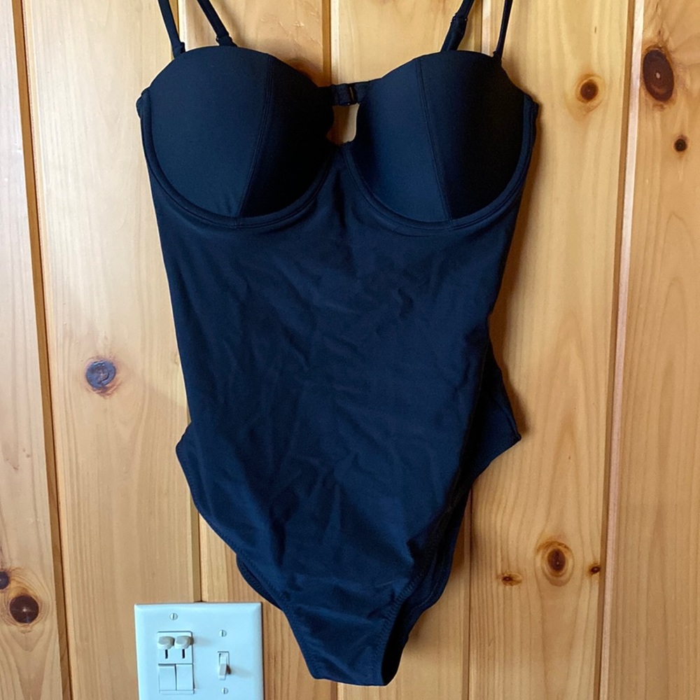 Old Navy one piece swim suit